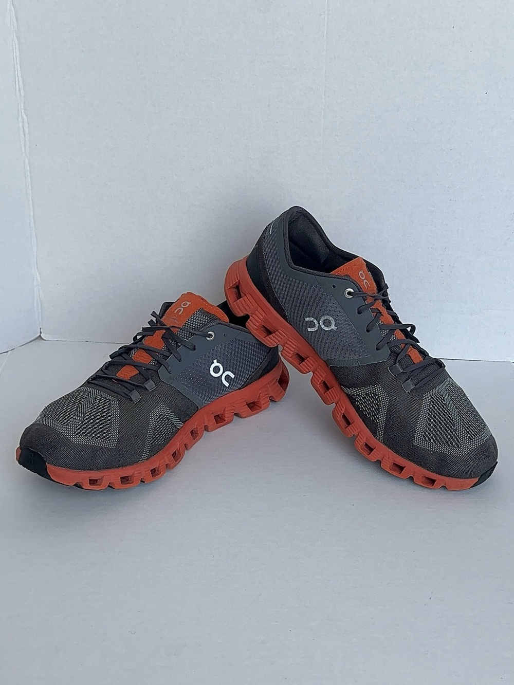 On Running Cloud X Men’s 11.5 Rust Rock Athletic Running  Sneakers Lightweith